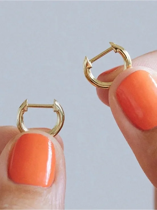 Ana Luisa Gold Huggie + Slim Hoop Set (2 Pairs) - Picture 4 of 10